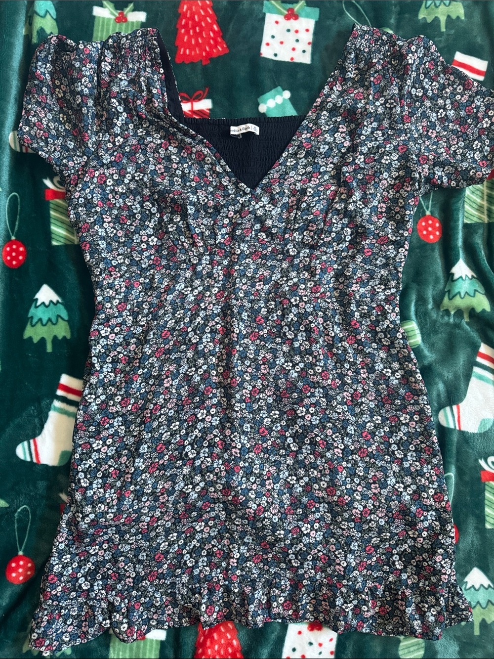 Abercrombie & Fitch Navy Floral V-Neck Mini Dress with Pink & White Flowers